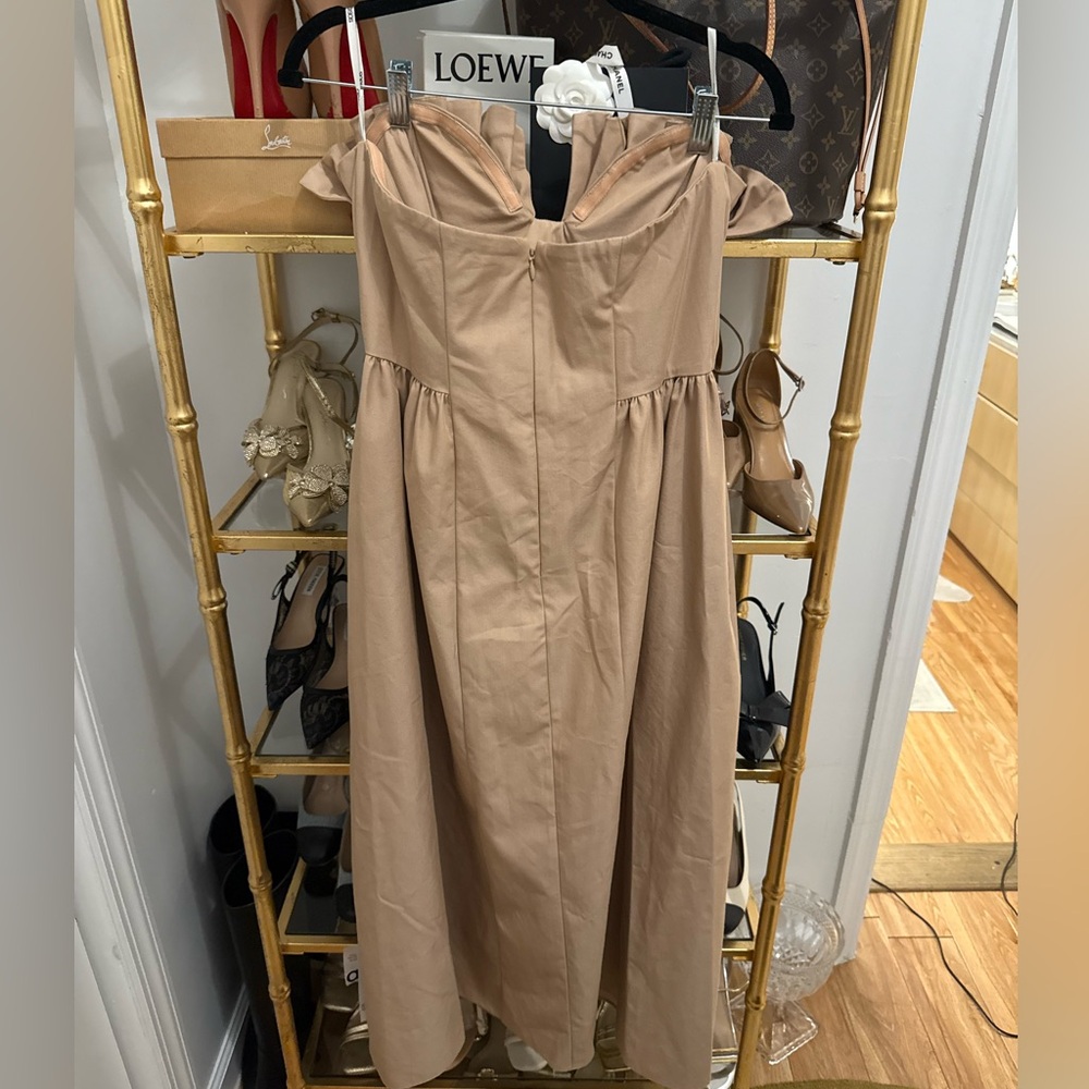 ASOS Design structured frill bust midi dress in stone - Picture 6 of 15